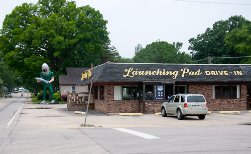 HJRW-20110611-1121_9594.jpg HJRW-20110611-1121_9594.jpg